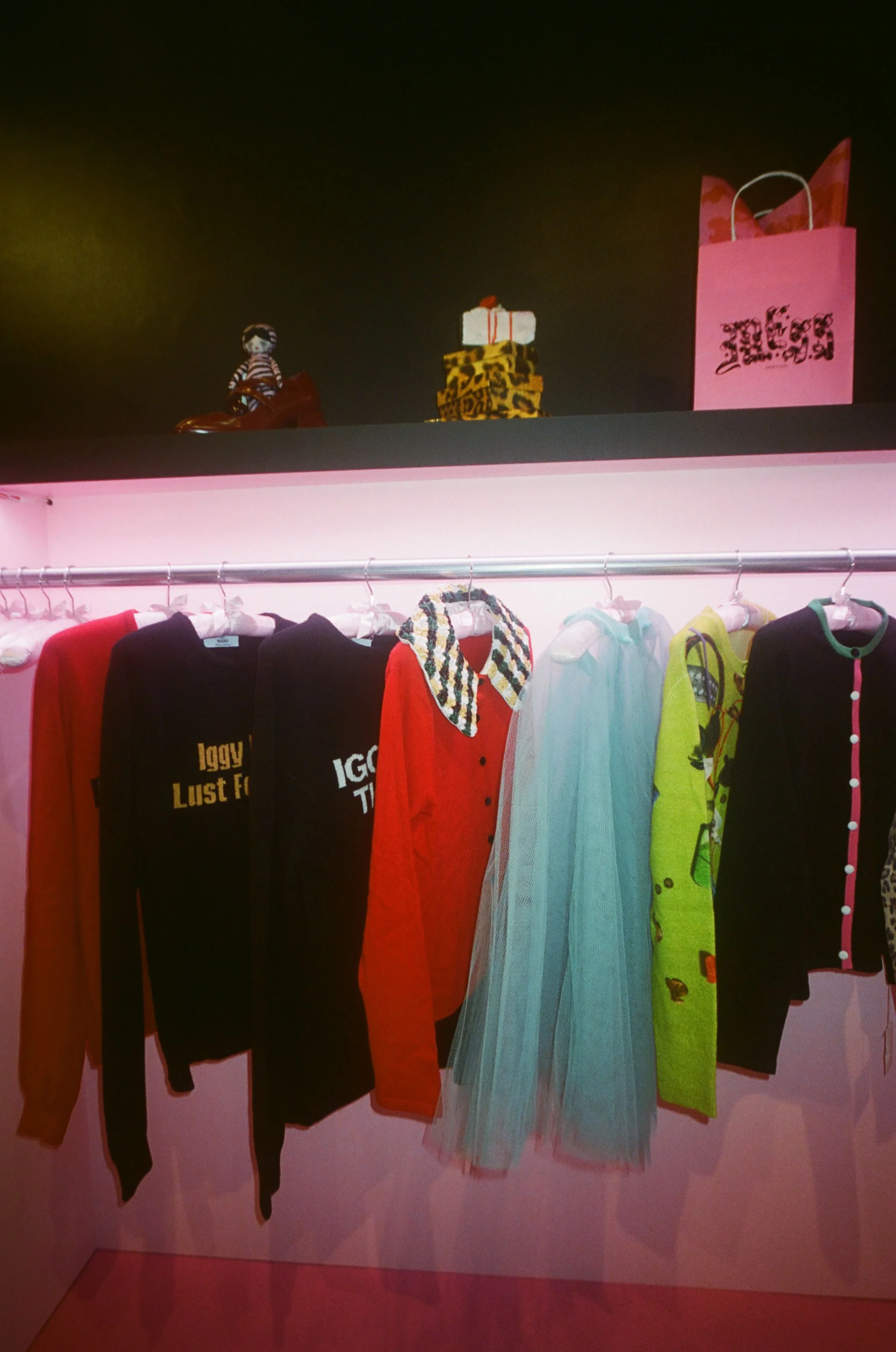 Reviving the In-Person Shopping Experience: The Return of Boutique Stores