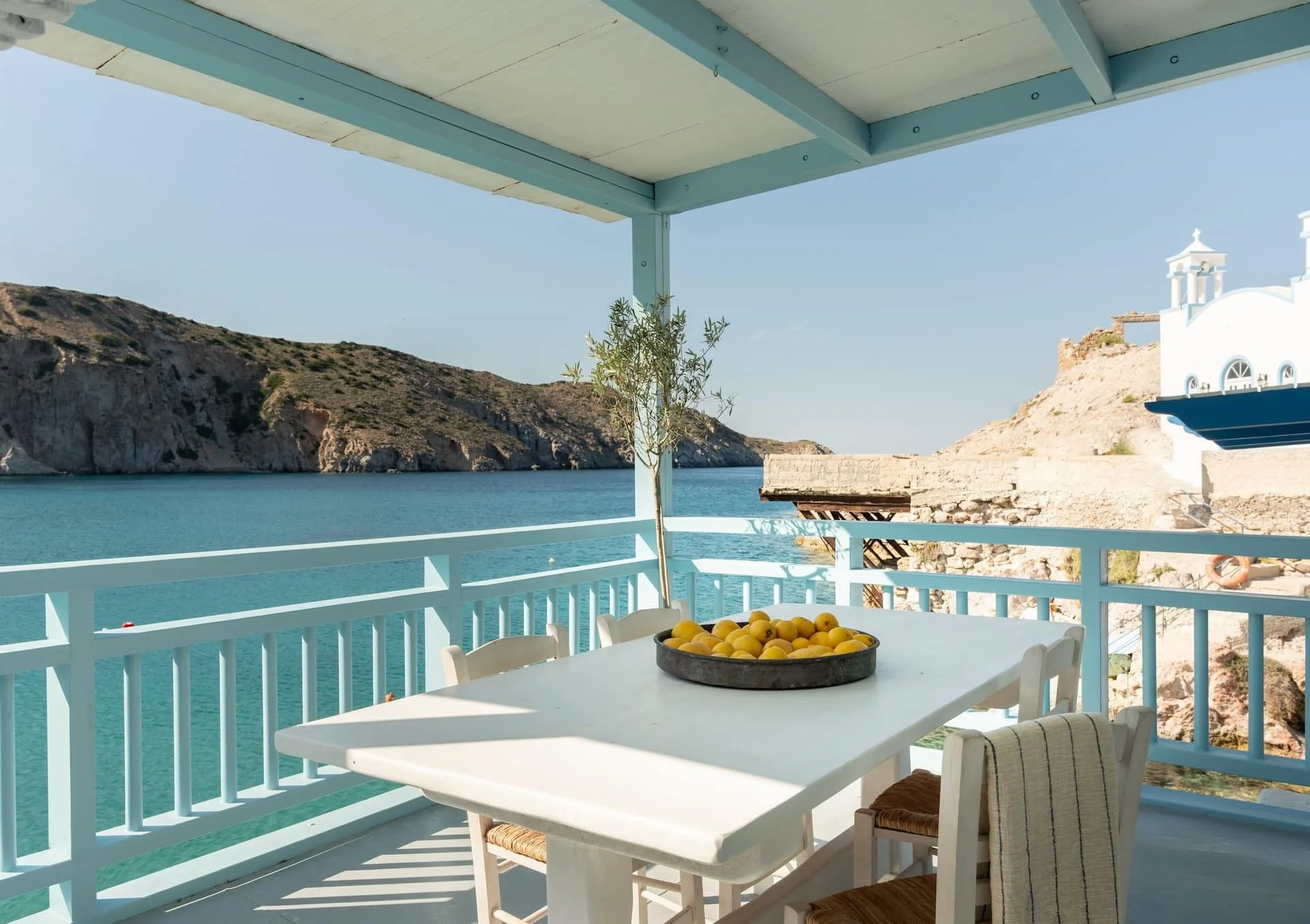 Explore the Best Airbnbs for Your Perfect Greek Island Getaway