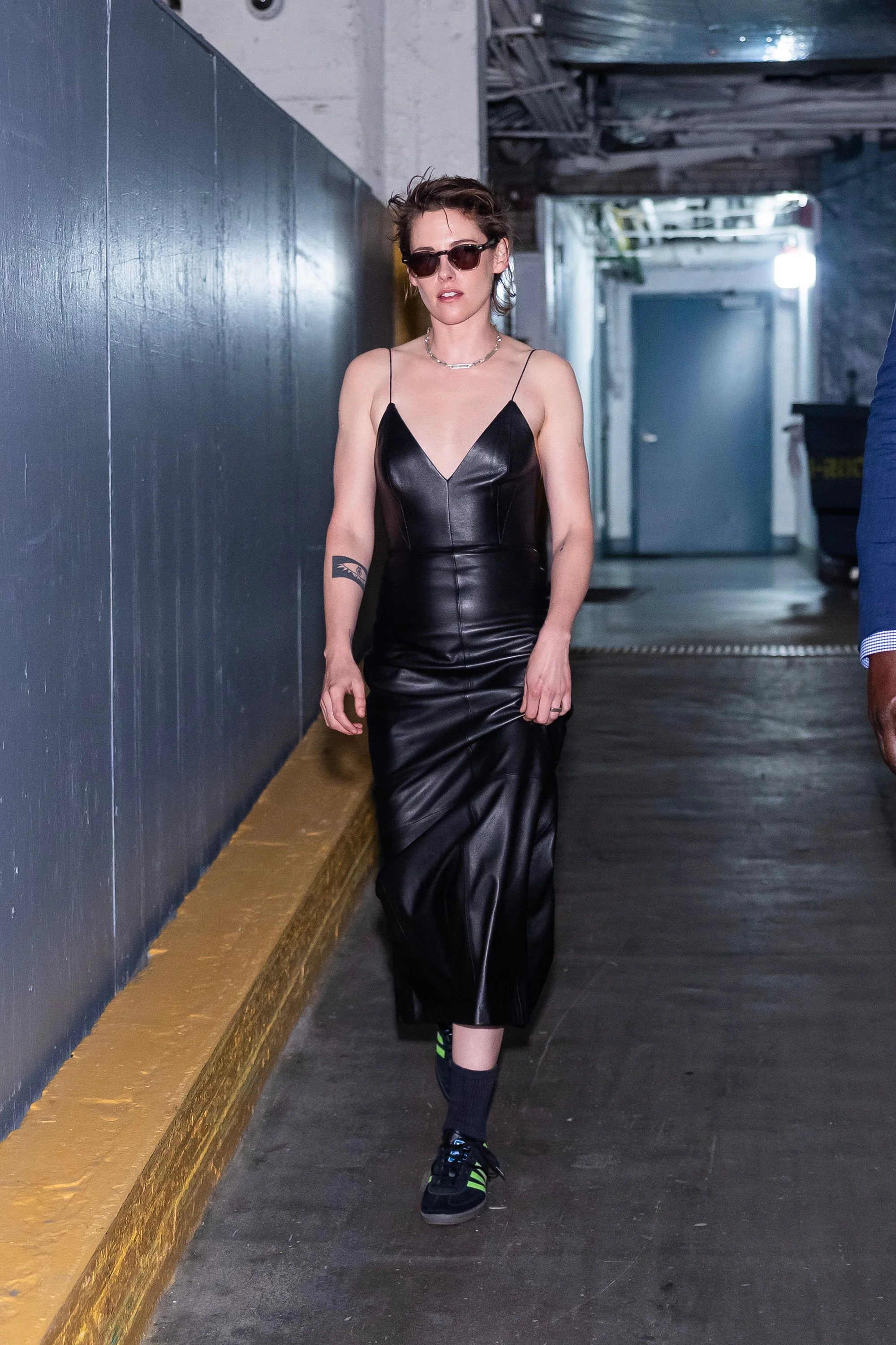 Kristen Stewart's Stylish Sneaker Choice for Day-to-Night Transformations