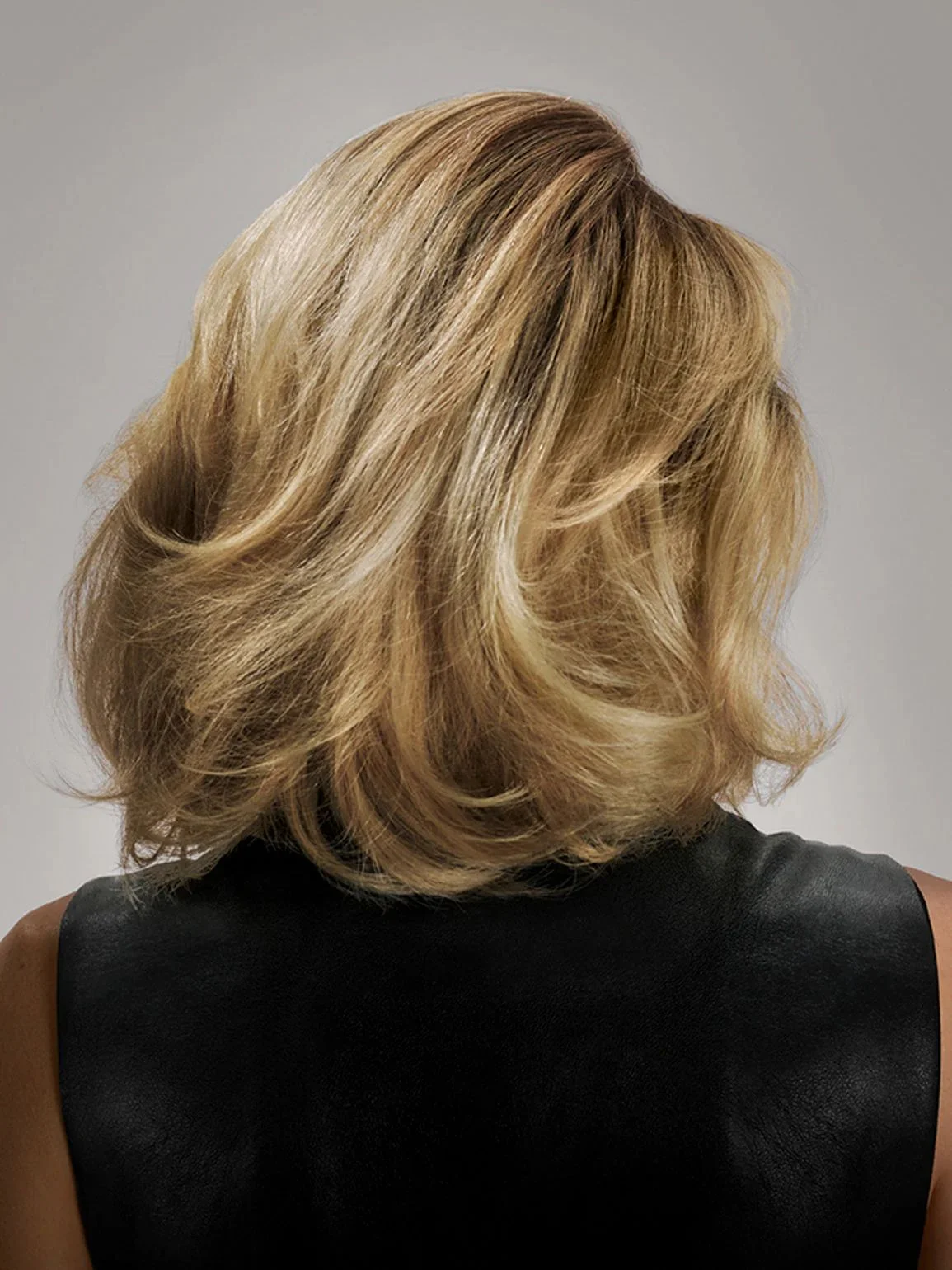 Master Frizz Control: Top Anti-Frizz Shampoos for Every Hair Type