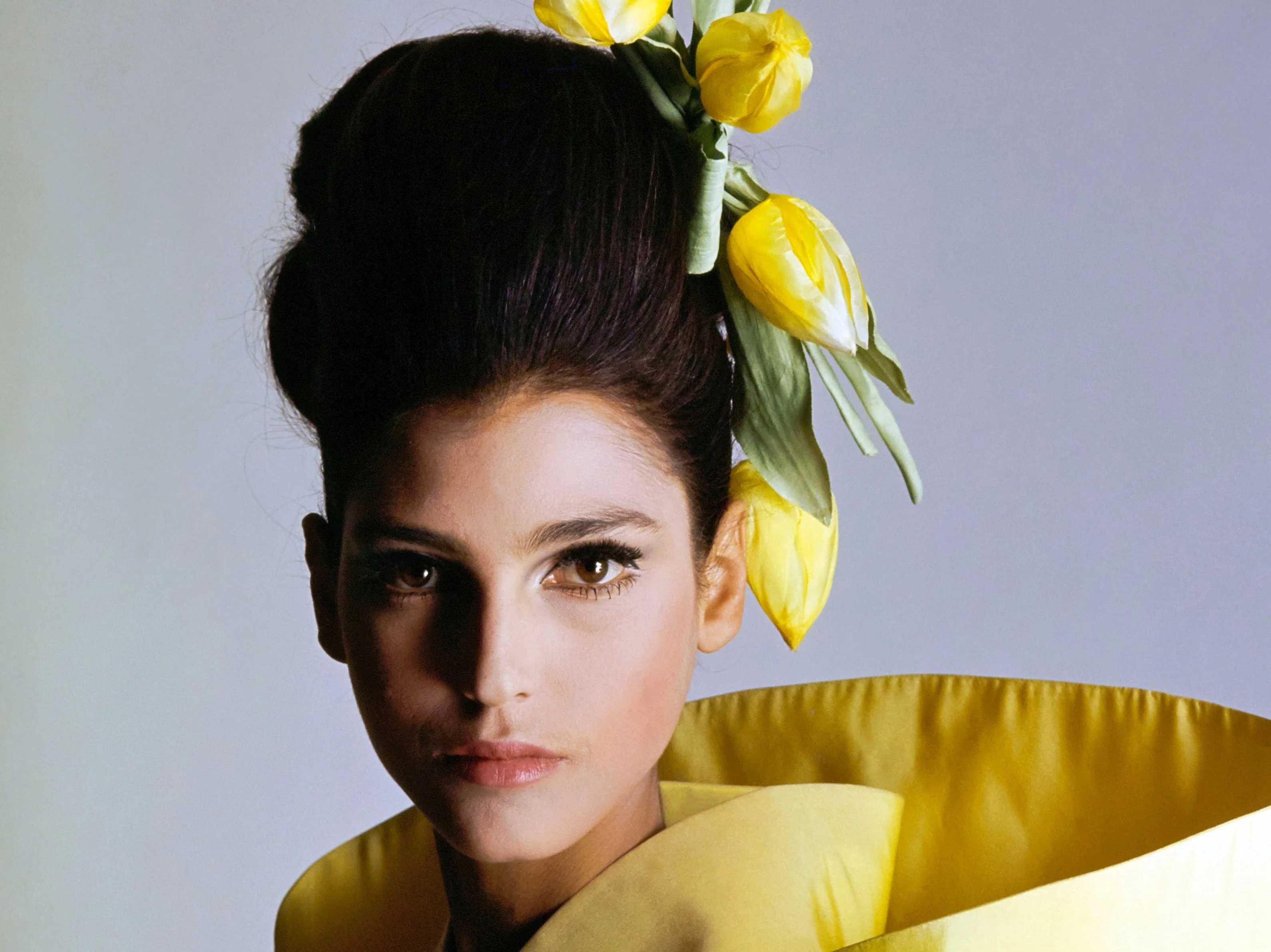 Celebrating the Influence of Italian Supermodels in Fashion History