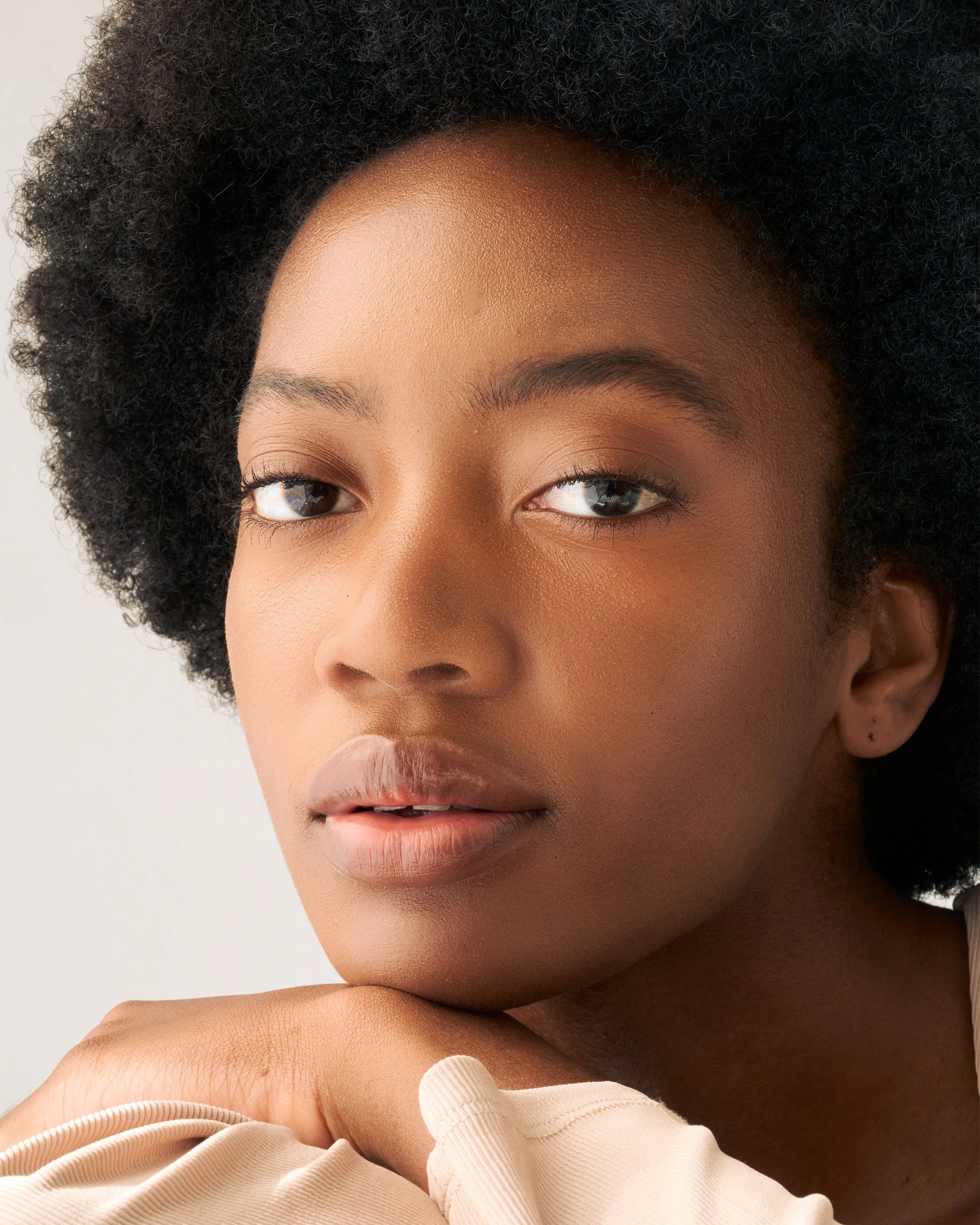 Unlock the Power of Adapalene: A Gentle Approach to Acne Treatment
